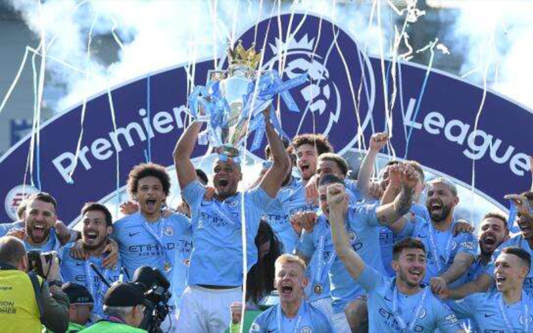 一位知情人 一位知情人